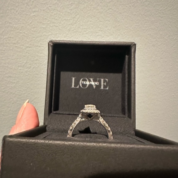 Vera Wang Love Collection 1.29 CT. T.W. Emerald-Cut Diamond Engagement Ring - Picture 5 of 10